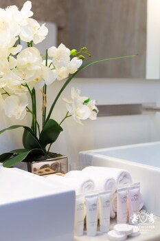 westminster burj residence