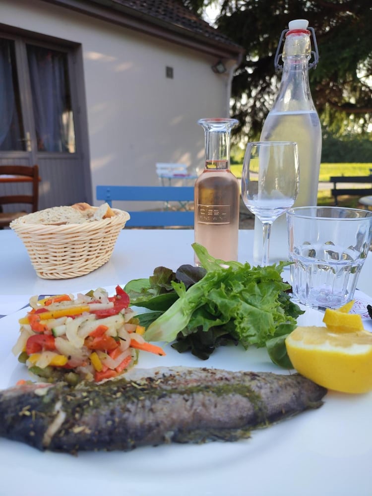 hotel inn design bourges resto novo