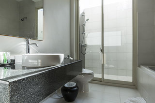 kantary beach hotel villas and suites khao lak