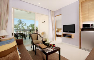 kantary beach hotel villas and suites khao lak