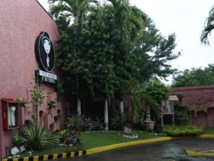 victoria court san fernando pampanga