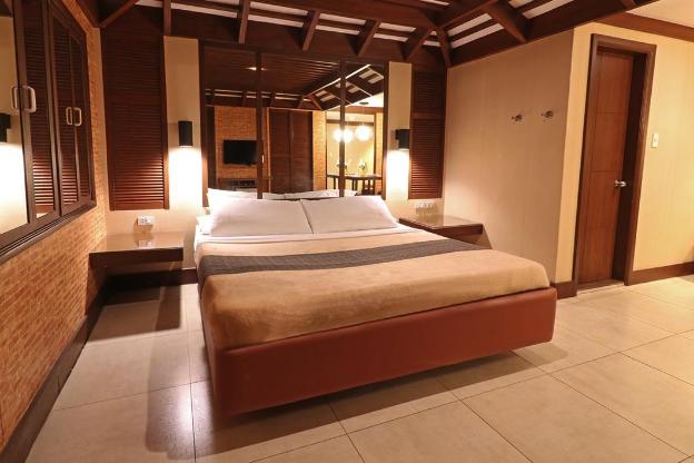 victoria court san fernando pampanga