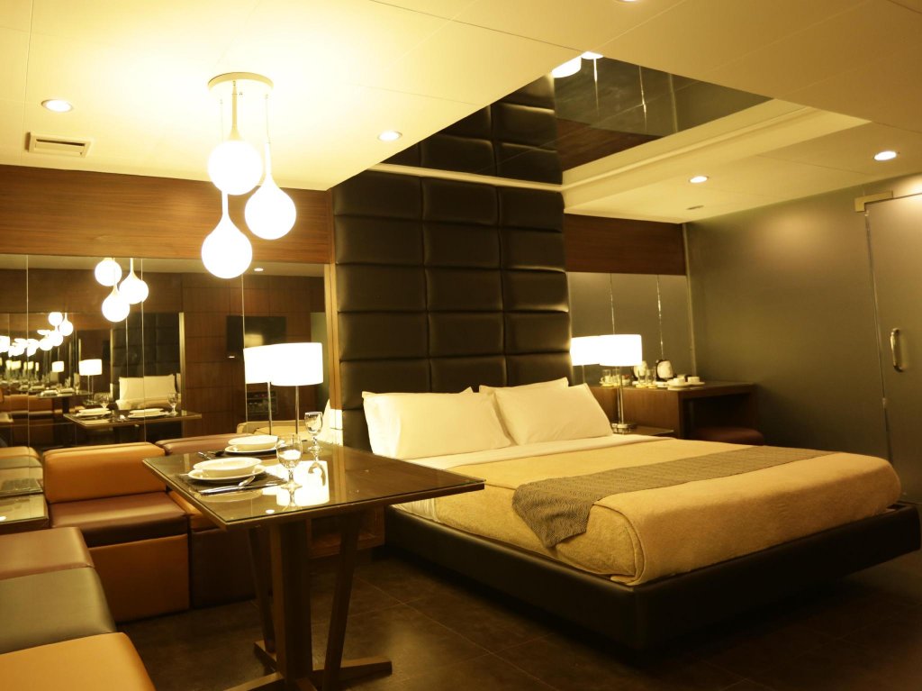 victoria court san fernando pampanga