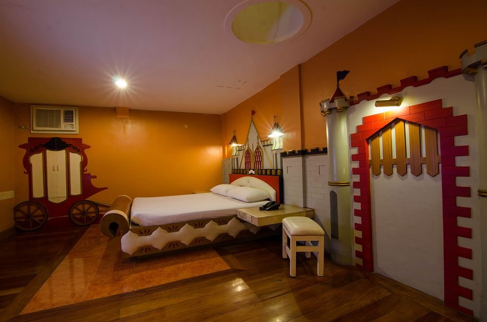 victoria court san fernando pampanga