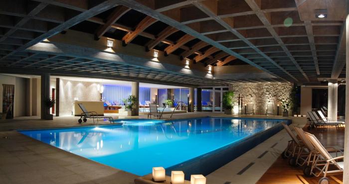 cacique inacayal lake and spa hotel