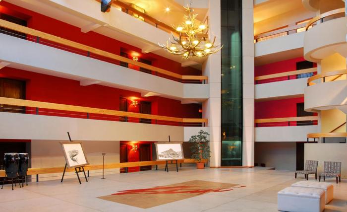 cacique inacayal lake and spa hotel