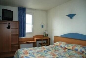 Brit Hotel Essentiel Millau,Millau>>Aveyron,2 star