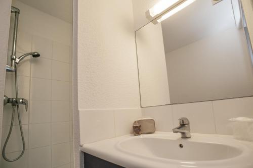 brit hotel essentiel millau