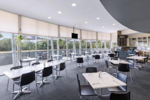 Travelodge Hotel Hobart Airport,Glenorchy>>Cambridge,4 star