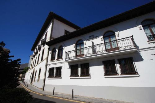 Hotel Casona Del Busto,Oviedo>>Asturias,3 star