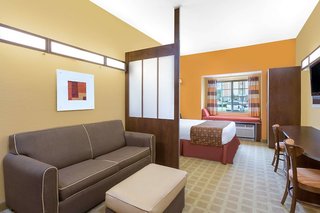 Microtel Inn & Suites By Wyndham Greenville/University Medic,North Carolina>>Greenville,2 star