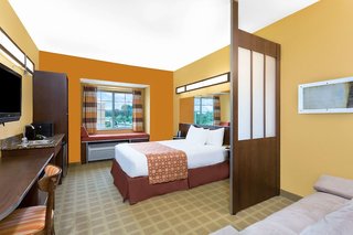 Microtel Inn & Suites By Wyndham Greenville/University Medic,North Carolina>>Greenville,2 star