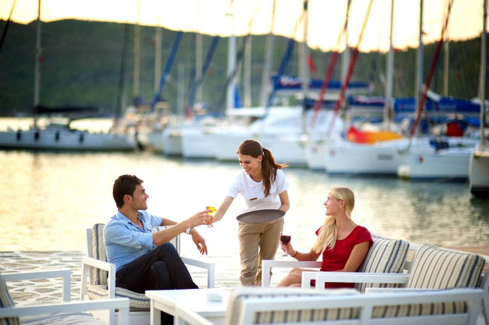 yacht classic hotel boutique class