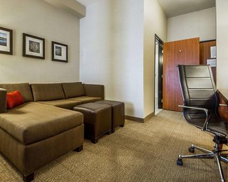 Comfort Suites Redding - Shasta Lake,Shasta>>Redding,3 star