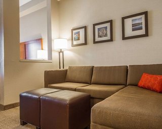 Comfort Suites Redding - Shasta Lake,Shasta>>Redding,3 star