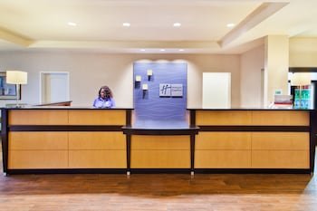 hol inn exp huntsville west research park