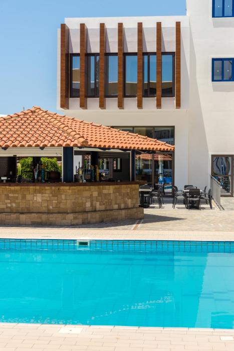 kefalos damon hotel apartments