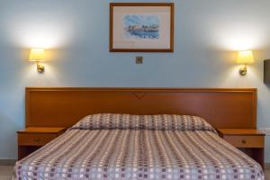 kefalos damon hotel apartments