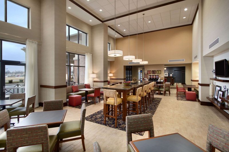 hampton inn and suites charles town