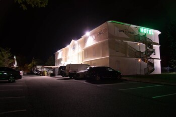 hotel quick palace tours