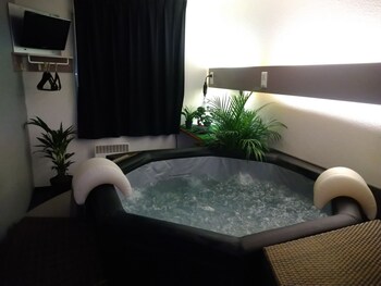 hotel quick palace tours