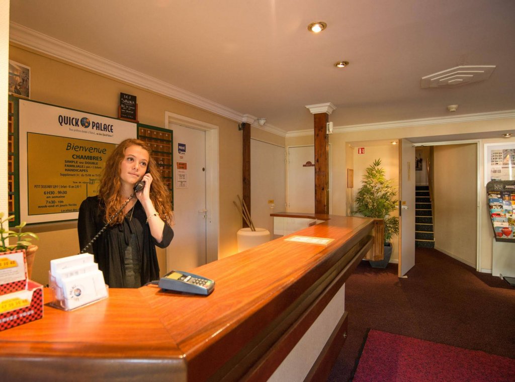 hotel quick palace tours