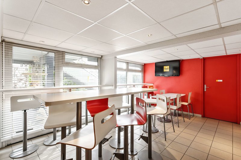 premiere classe tours nord