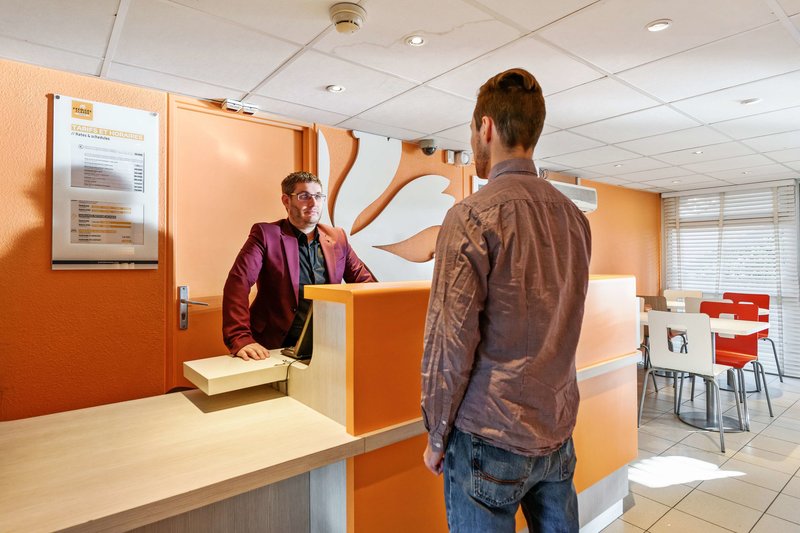 premiere classe tours nord