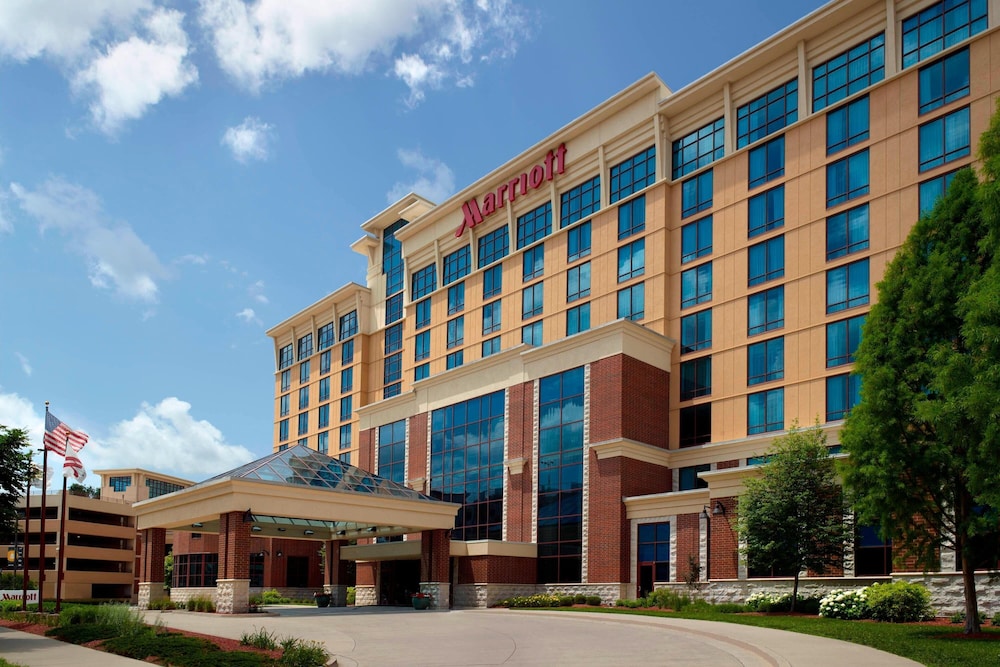bloomington normal marriott hotel and conference center