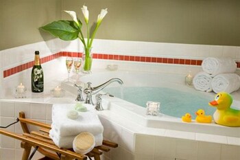 The Inn At Ormsby Hill,Bennington County>>Bennington,3.5 star