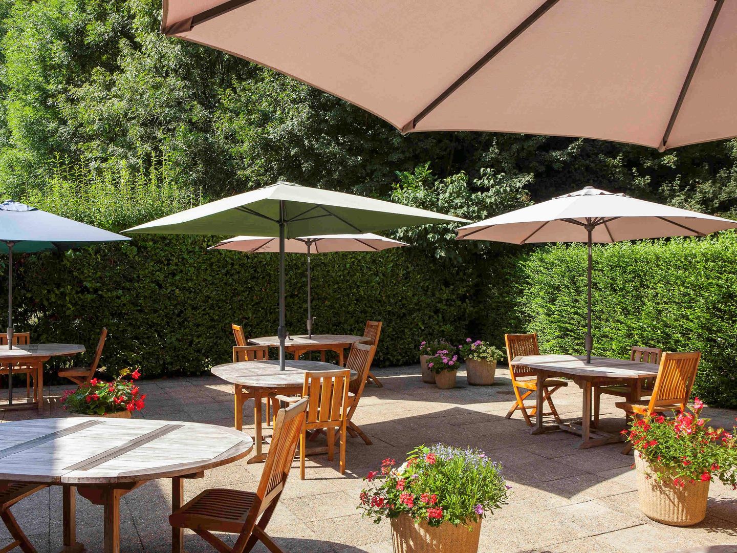 ibis jouy en josas velizy