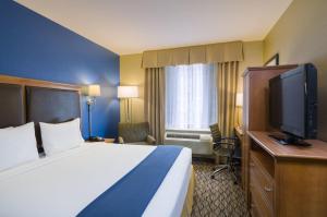 Holiday Inn Express New York City - Chelsea,232 W 29Th St,3 star