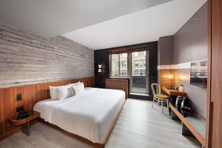henri on 24 hotel chelsea sonder by marriott bonvoy