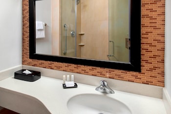 courtyard by marriott new york manhattan soho