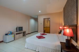 amarin hotel patong