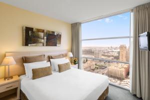 Oaks Melbourne On Lonsdale Suites,Forest Hill>>East Melbourne,5 star