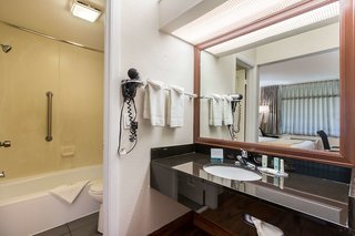 quality inn boca raton university area