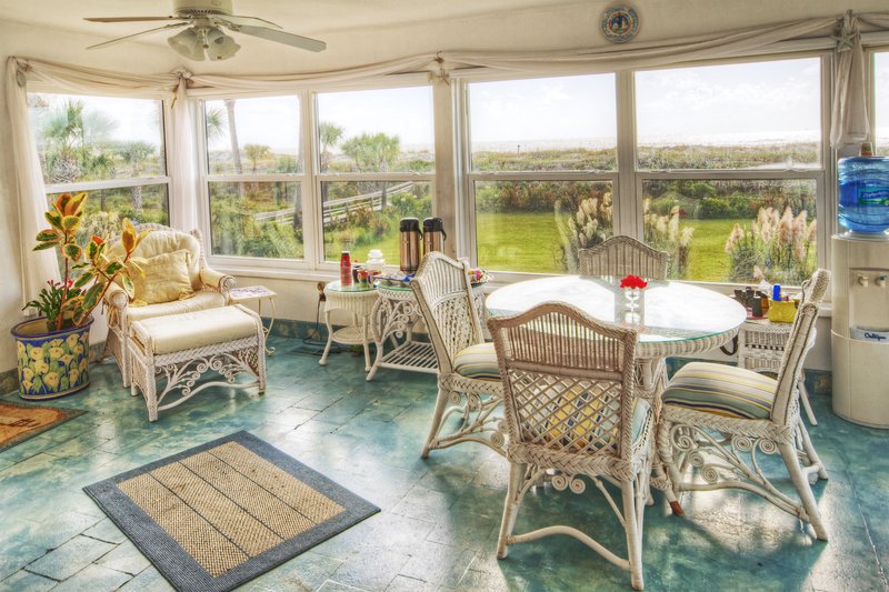 beachfront bed and breakfast