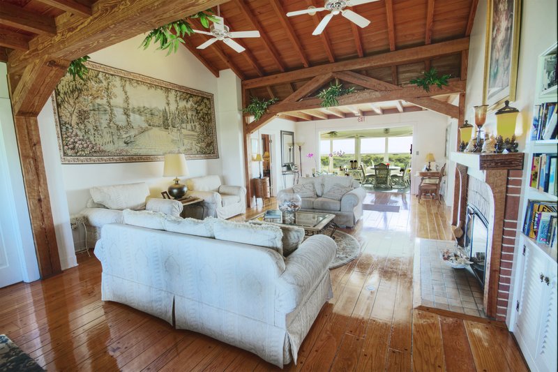beachfront bed and breakfast