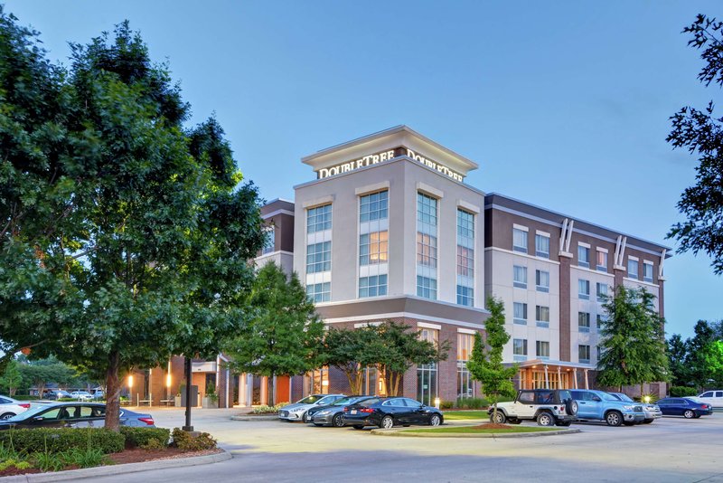 doubletree by hilton hotel baton rouge