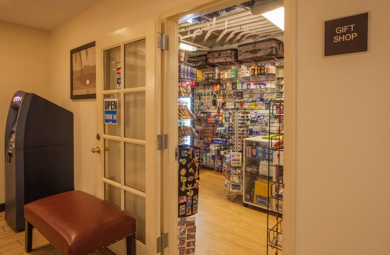 red roof inn plus miami airport