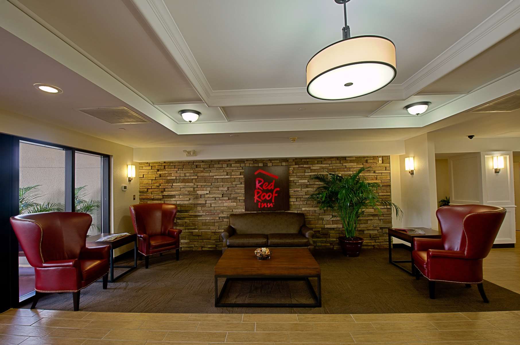 red roof inn plus miami airport