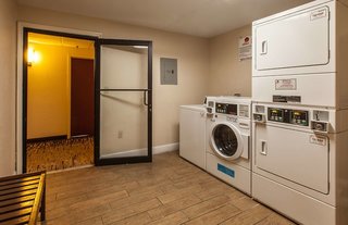 red roof inn plus miami airport