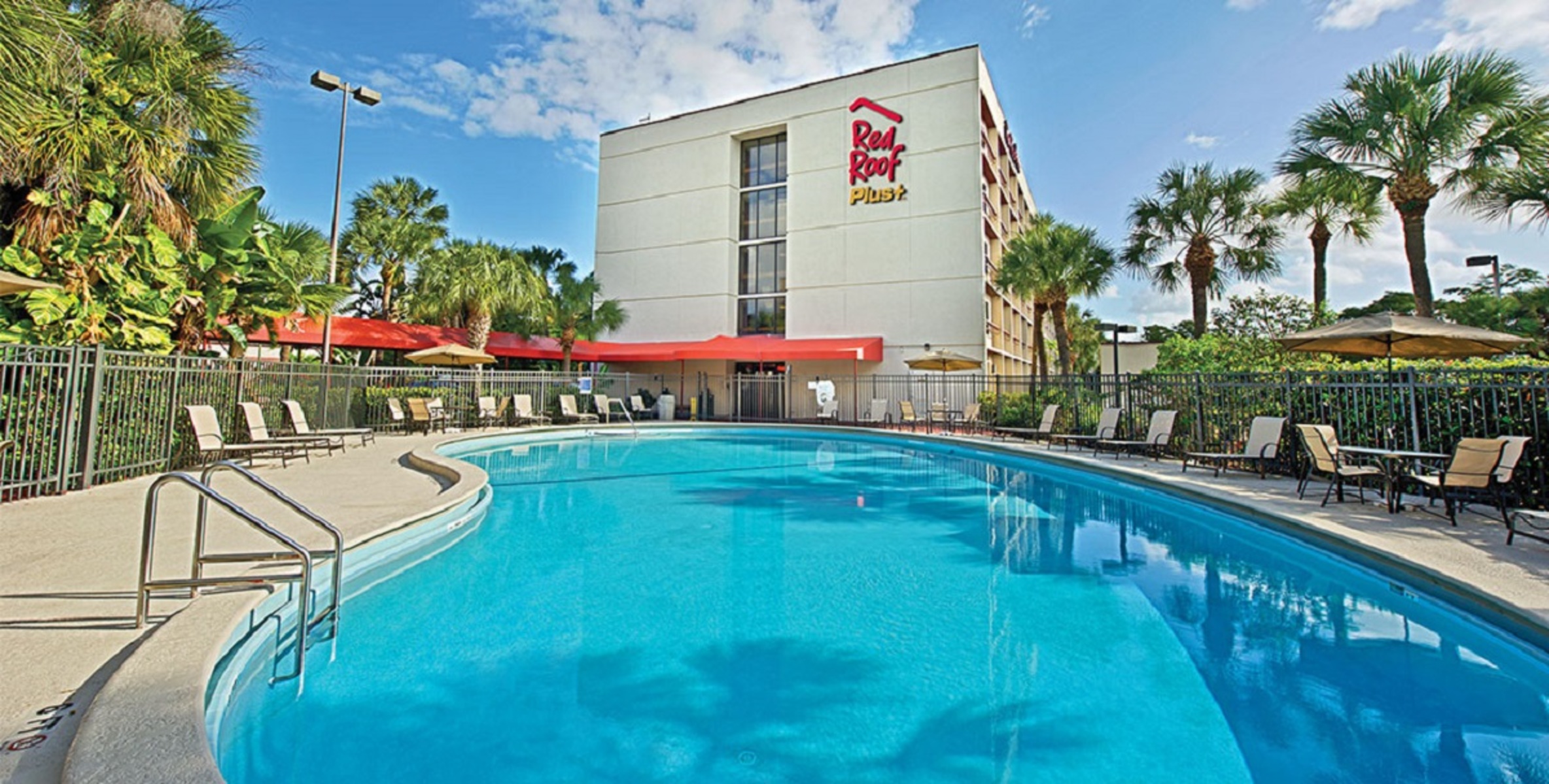 red roof inn plus miami airport
