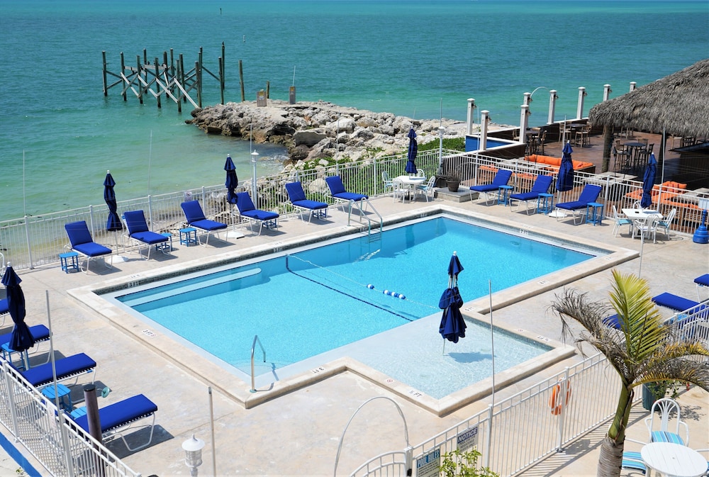 glunz ocean beach hotel and resort