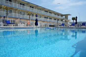 glunz ocean beach hotel and resort