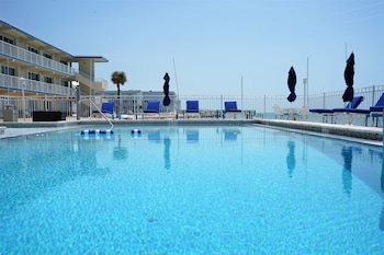 glunz ocean beach hotel and resort