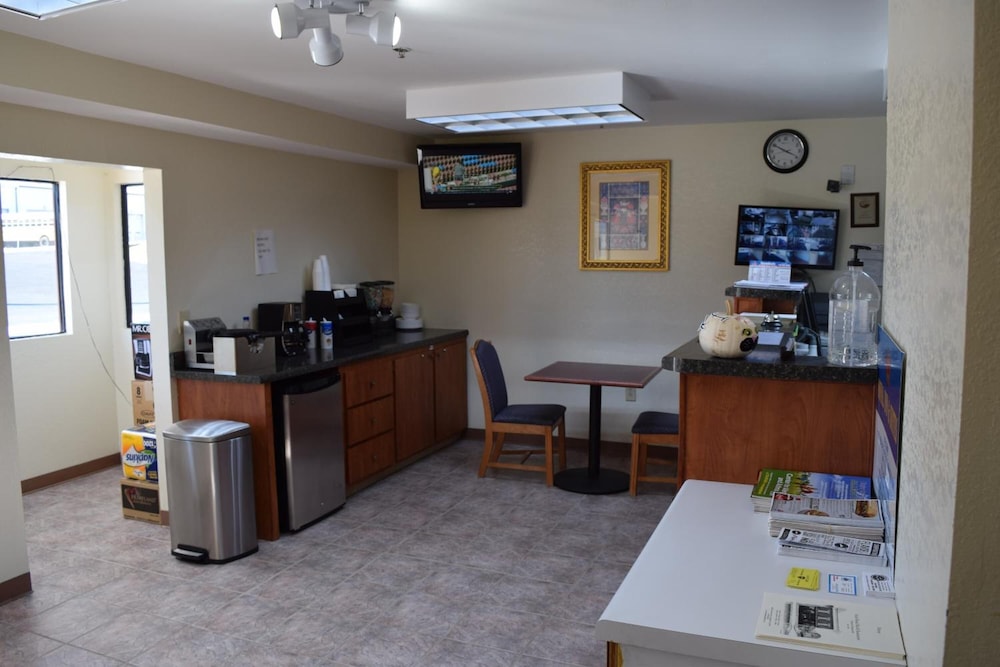 royal inn douglasville