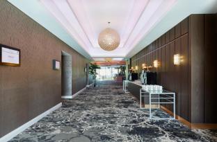 Holiday Inn Warwick Farm By Ihg,Cabramatta>>Blaxcell,4 star