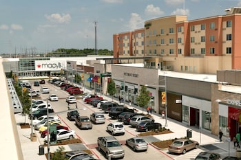 Courtyard By Marriott Houston Pearland,Near Pearland Town Center,3 star